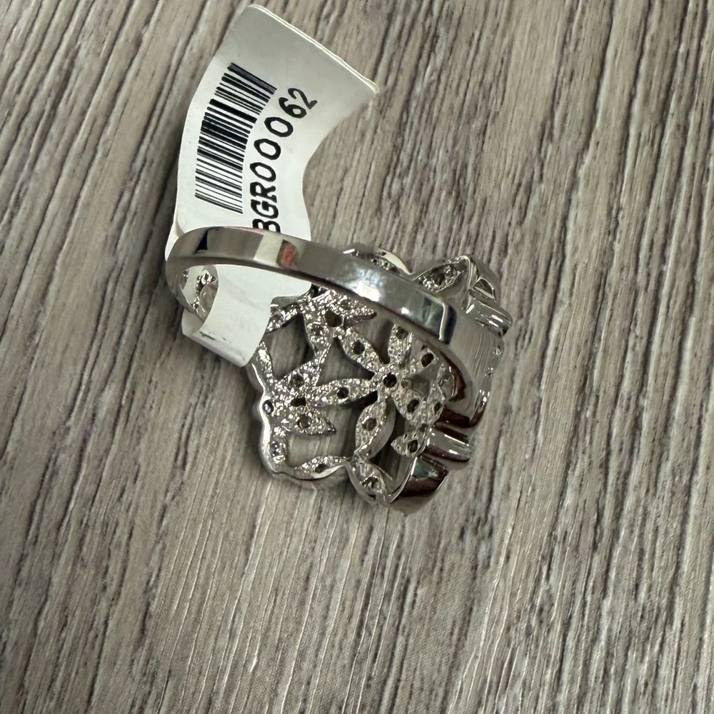 Sterling Silver Leaf Pattern‎ Ring .925